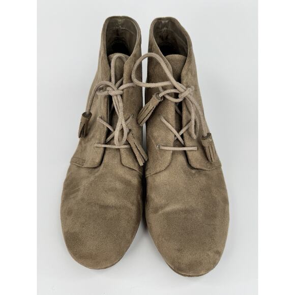 Dr. Scholl’s Dakota Wedge Booties Taupe Faux Suede Lace Up Ankle Boots Women’s 9 - Picture 5 of 16